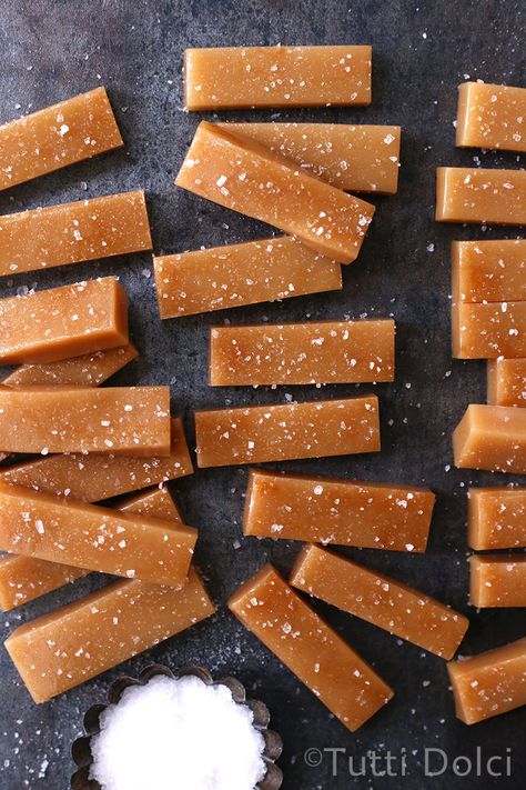 Bourbon Caramels, Salted Caramels, Bourbon Recipes, Brandy Snaps, Maple Recipes, Maple Syrup Recipes, Maple Bourbon, Caramel Fudge, Caramel Recipes