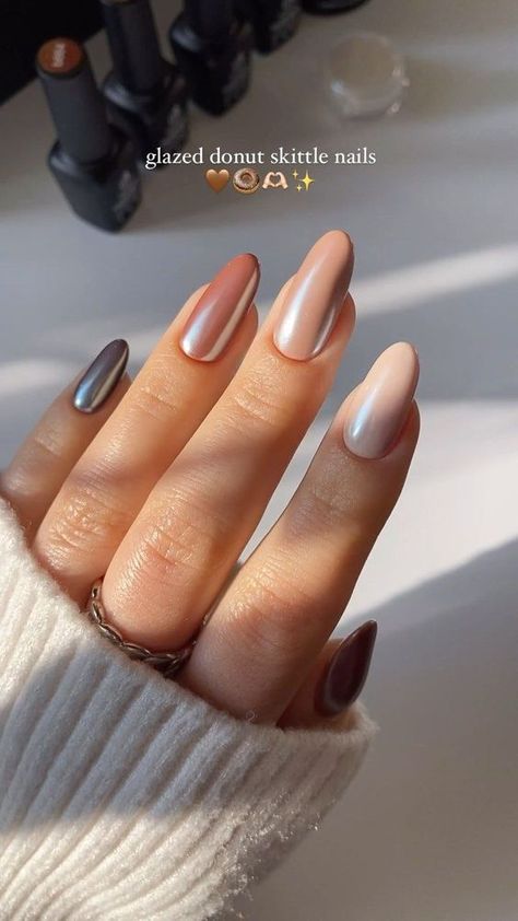 Nuteral Nails Chrome, Glaze Donuts Nails, Fall Nail With Design, Fall Nails Glazed Donut, Tan Glazed Donut Nails, Grey Glazed Donut Nails, Glazed Donut Fall Nails, Brown Donut Glaze Nails, Glazed Fall Nails