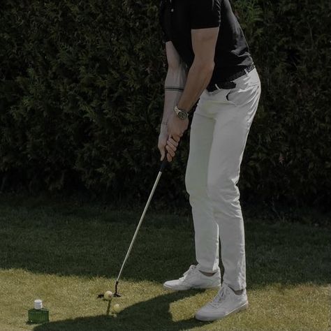 Golf Old Money Aesthetic, Golf Men Aesthetic, Golf Boy Aesthetic, Golf Aesthetics Men, Madoc Caruthers, Nate Archibald Aesthetic, Old Money Golf, Gossip Girl Nate, Kai Aesthetic