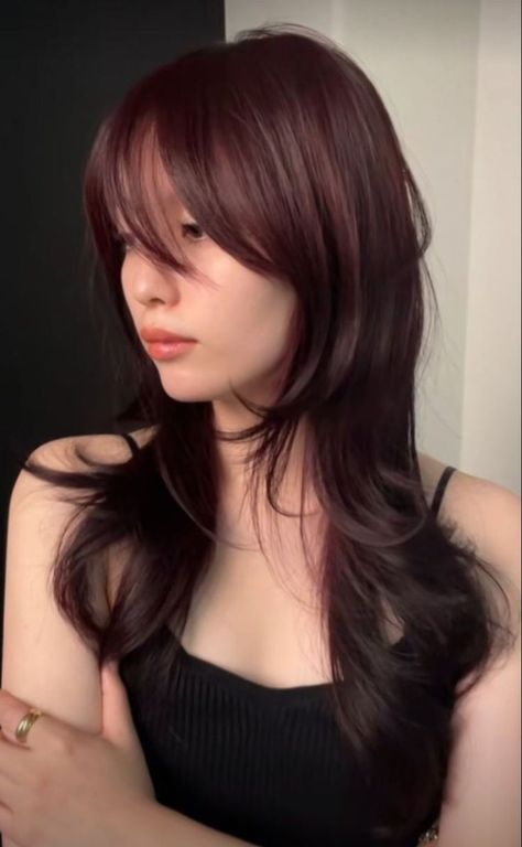 Waves With Bangs, Soft Wavy Hair, Messy Look, Winter Hair Color Ideas, Korean Winter, Red Hair Inspo, Wine Hair, Cherry Hair, Hair Inspiration Long