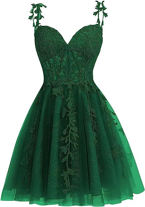 Short Green Quinceanera Dresses, Cute Green Short Dresses, Forest Green Dama Dresses, Fairy Dress Short Green, Green Dresses Semi Formal, Emerald Green Grad Dress Short, Homecoming Dress For Plus Size, Enchanted Forest Themed Homecoming Dresses, Homecoming Dresses Forest Green