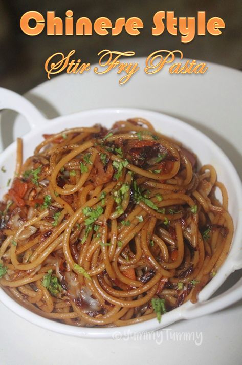 Chinese Pasta, Wise Pictures, Low Calorie Pasta, Fried Pasta, Easy Stir Fry Recipes, Quick Pasta Recipes, Asian Noodle, Pasta Chicken, Fry Recipes