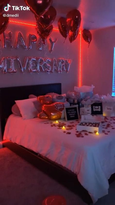 Bday Suprise Ideas For Him, Surprise Boyfriend Anniversary, One Year Anniversary Surprise For Him, 1 Year Anniversary Room Set Up, Anniversary Ideas For Him At Home, 1 Year Anniversary Gift Ideas For Couple, Romantic Room Ideas For Him, One Year Anniversary Ideas For Boyfriend, Happy Anniversary Room Decoration