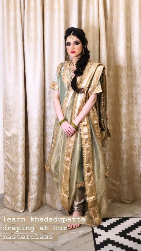 Bhopali Style Dress, Simple Khada Dupatta Designs, Khada Dupatta Draping Styles, Latest Khada Dupatta Designs, Khara Dupatta Hyderabadi, Hyderabadi Suit, Khada Duppata Hyderabadi, Bridal Khada Dupatta, Khada Dupatta Designs Pakistani