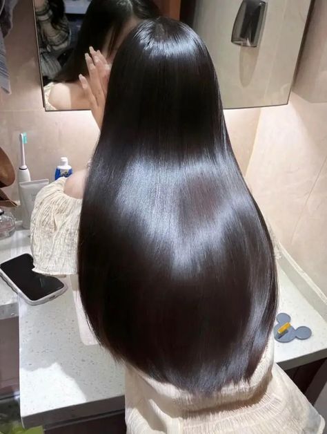 Glass Hair, Long Shiny Hair, Long Healthy Hair, Hair Silky, Long Black Hair, روتين العناية بالبشرة, Silky Hair, Dream Hair, Shiny Hair