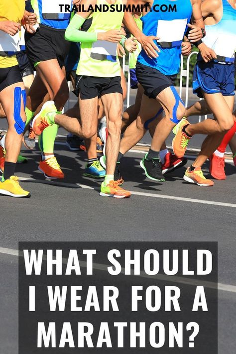 Chances are, if you’re running a marathon soon, whether it’s your first or your fifth, your preparation checklist runs long. With all weather conditions and outside factors considered, it’s time to lay out your clothing picks. So, what exactly should you wear for a marathon? #marathon #marathongear #marathonclothing ##marathontips #marathonrunning #firstmarathon #runningtips #longdistancerunning Marathon Outfit Women, Half Marathon Shirts, Long Distance Running Tips, Marathon Gear, Beginner Running, Marathon Clothes, Running Group, Marathon Tips, Running A Marathon