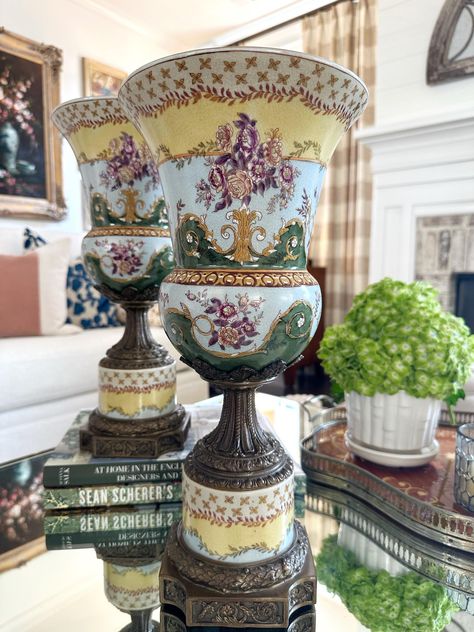 Chinese Export Ceramic Vase Pair Of Urns Mantel Decor Brass Detail With Crackle Finish Carnival Glassware, Brass Detail, Pedestal Vase, Mantel Decor, Chinese Export, Bronze Metal, Tall Vases, Vintage Vases, 5 Pounds