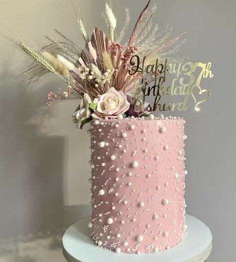 9 Cakes Birthday 60th Birthday Cake For Mom Elegant, 2024 Birthday Cake Trends, 60th Bday Cake For Mom, Pretty Cakes For Women Birthdays, Cakes 21st Birthday, 60th Birthday Cake For Mom, Elegant 21st Birthday, Birthday Cake For Women Elegant, Modern Birthday Cakes