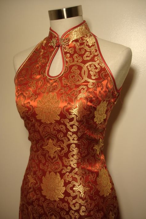 RP: Red Chinese Silk Brocade Cheongsam - Collar Detail Cheongsam Shirt Outfit, Chinese Brocade Dress, Red Cheongsam Wedding, Chinese Corset, Chinese Style Top, Cheongsam Sleeveless, Chinese Dress Outfit, Chinese Outfits Fashion, Qi Pao Dress