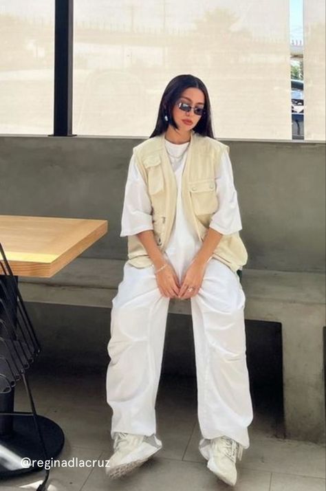 Outfits With Vests For Women, Summer Baddie Outfits, Modest Streetwear, Summer Baddie, Modest Casual Outfits, Tomboy Style Outfits, Streetwear Fashion Women, Blog Article, Baddie Outfits Casual