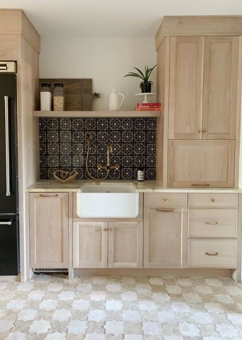 Moroccan Kitchen Floor Tiles: Ideas and Inspiration | Hunker Pantry Sink, Dark Stained Cabinets, Modern Kitchen Tile Floor, Moroccan Floor Tiles, Kitchen Floor Tile Design, Floor Tiles Kitchen, White Kitchen Floor, Pebble Ice, Modern Kitchen Flooring