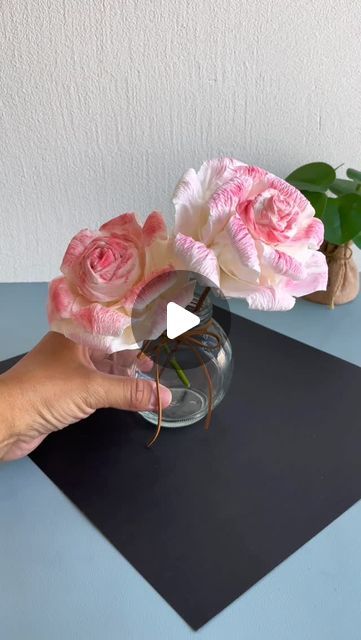 Rose Flower With Tissue Paper, How To Make Flowers Out Of Napkins, Rose Template Free Printables, Paper Roses Diy Easy, How To Make Paper Roses, Paper Towel Flowers, Tissue Paper Roses, Gifts For Bf, Paper Roses Diy