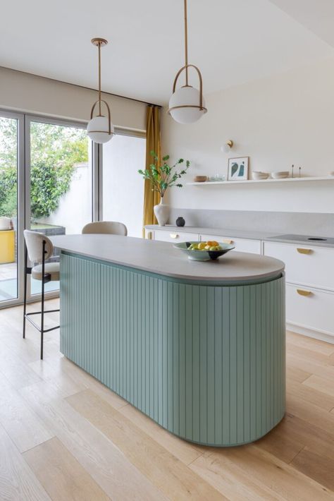 Curved Kitchen Island, Curved Kitchen, Style Deco, Bespoke Kitchens, White Kitchen Cabinets, Family Living, White Cabinets, Architectural Digest, Interior Design Studio