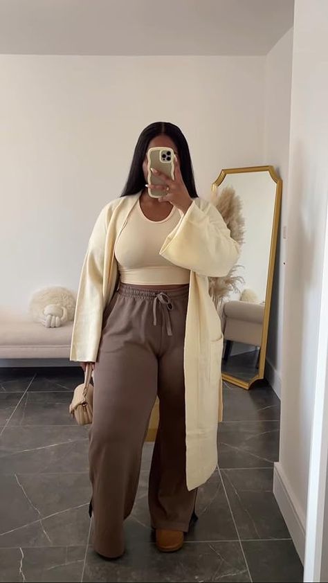 Lounge Outfits, Plus Size Winter Outfits, Plus Size Baddie Outfits, Look Plus Size, Looks Party, Chill Outfits, Brown Pants, Curvy Girl Outfits, Baddie Outfits Casual