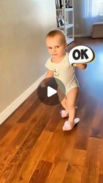 Renny Octavia on Instagram: "👶: Mommy i wanna be a model" Funny Toddler Videos, Funny Baby Videos Hilarious Kids, Funny Little Kid Videos, Funny Babies Videos, Funny Baby Videos, Baby Humour, Memes Baby Pictures, Laughing Babies Video, Baby Laughing Video