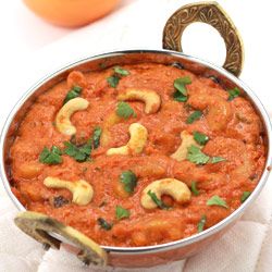 Capsicum Masala Curry Recipe - With Roasted Sesame Seeds and Peanut Based Spicy Masala Kaju Curry, Snacks Vegetarian, Curry Vegetarian, Curry Masala, Desi Khana, Indian Curries, Beans Curry, Punjabi Food, Curry Recipes Indian