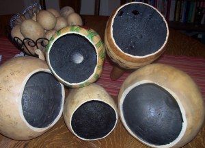 Thunder Gourds, Carving Gourds, Homemade Drum, Gourds Diy, Drum Craft, Native American Drums, Homemade Instruments, Gorgeous Gourds, Dremel Carving