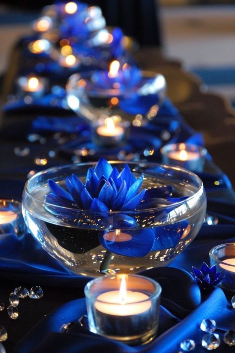 Royal Blue Outside Wedding Ideas, Black Royal Blue And Gold Wedding, Royal Blue Flowers Wedding, Wedding Blue Aesthetic, Wedding Royal Blue Theme, Royal Blue Wedding Ideas Decoration, Royal Centerpiece Ideas, Royal Blue Wedding Theme Decorations, Royal Blue Centerpieces Wedding