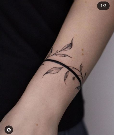 Bracelet Tattoos For Women Arm, Women Arm Band Tattoo Ideas, Wrist Wrap Tattoos For Women Unique, Thigh Bracelet Tattoo, Leaf Arm Band Tattoo, Simple Bracelet Tattoo, Floral Armband Tattoo For Women, Band Tattoos Women, Delicate Wrist Tattoo