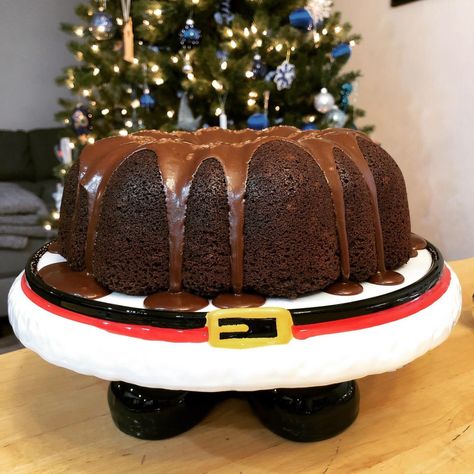 Mocha Bundt Cake, Santa Cake, Mocha Cake, Glaze For Cake, Mocha Chocolate, Chocolate Mocha, Chocolate Bundt Cake, Pumpkin Recipes Dessert, Delicious Cake Recipes