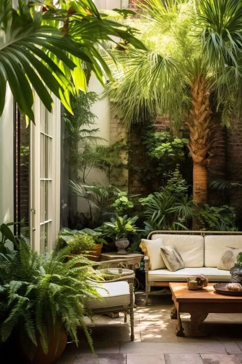 Townhouse Courtyard, Courtyard Garden Ideas, Urban Courtyards, Small Urban Garden, Townhouse Garden, Urban Garden Design, Jade Design, Small Courtyard Gardens, Courtyard Gardens Design