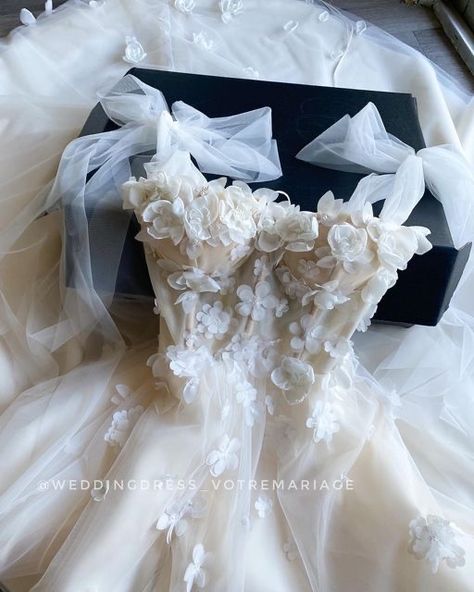 Wedding Dress With Flowers On Skirt, White Dresses With Flowers, Flower Corset Wedding Dress, Wymsical Wedding Dress, 3d Flowers Wedding Dress, Wedding Dress With Flowers On It, Flowers On Wedding Dress, Flower Wedding Dress Floral Gown, Whimsical Wedding Dress Romantic