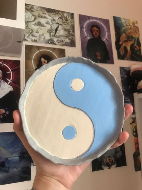 Ying Yang Clay, Taoist Altar, Taoism Symbol, Ying Yang Sign, Ceramic Mask, Ceramic Artwork, Clay Bowl, Ying Yang, Diy Clay Crafts