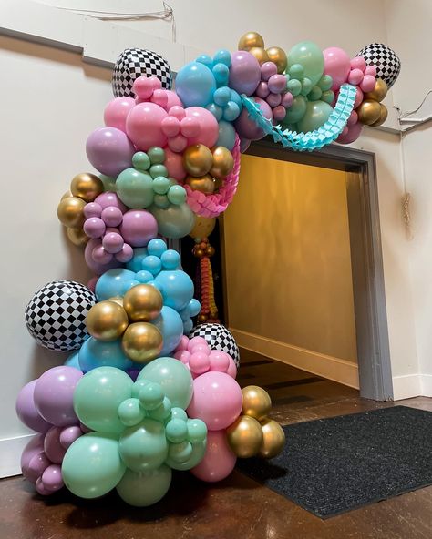 Alice In Wonderland Balloon Decorations, Mad Hatter Balloon Garland, Alice And Wonderland Balloons, Alice In Onederland Balloon Arch, Alice And Wonderland Balloon Arch, Alice In Wonderland Party Backdrop, Alice In Wonderland Balloon Decor, Alice In Wonderland Balloon Garland, Alice In Wonderland Balloons