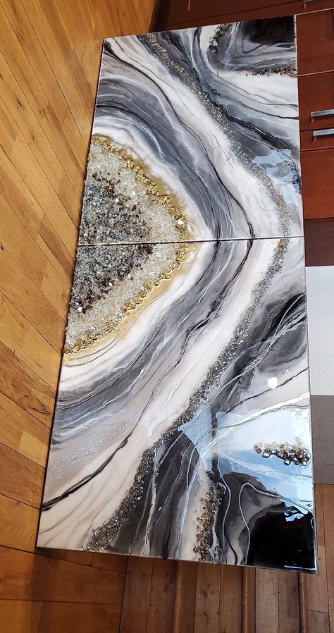 Resin Wall Art Diy, Geo Painting, Diy Resin Painting, Diy Tableau, Geode Resin Art, Geode Wall, Painting Resin, Wall Art Diy, Resin Art Painting