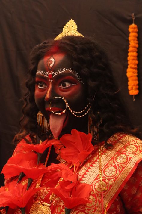 Kali Images, Goddess Kali Images, Kali Maa, Kali Mata, Goddess Kali, Kali Goddess, World Religions, Halloween 2024, Red Hood