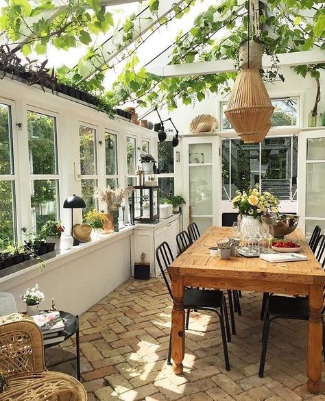 Sunroom Designs, Outdoor Dining Area, House Goals, Style At Home, Dream House Decor, House Inspo, Dream Home Design, Home Fashion, House Inspiration