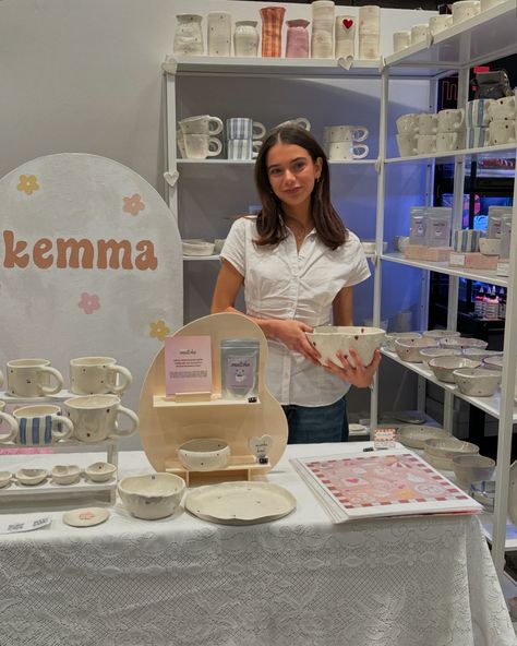 market stall selling my handmade pottery, popup shop Ceramic Market Stall Display Ideas, Ceramic Market Display, Market Stall Display Ideas, Market Stall Display, Stall Display, Popup Shop, Market Stands, Fair Display, Craft Fair Displays