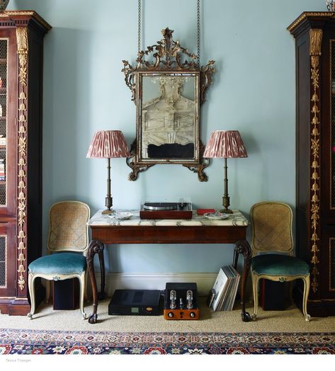 Robert Kime Interview | Moda Operandi | Moda Operandi Robert Kime, Mad About The House, English Interior, Monday Inspiration, Ivy House, Blue Room, Living Legends, Marble Table, Residential Interior