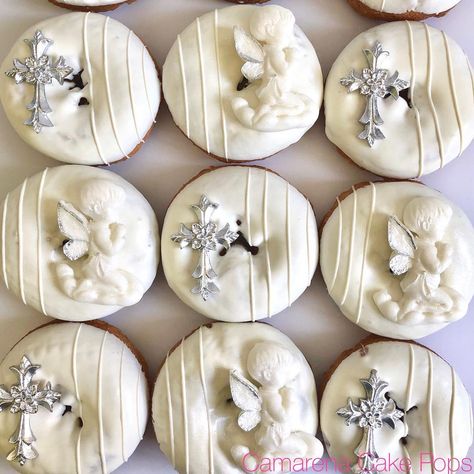 Baptism Themes, Fancy Donuts, Baby Shower Wishes, Chocolate Donuts, First Communion, Donuts, Baby Shower, On Instagram, Instagram