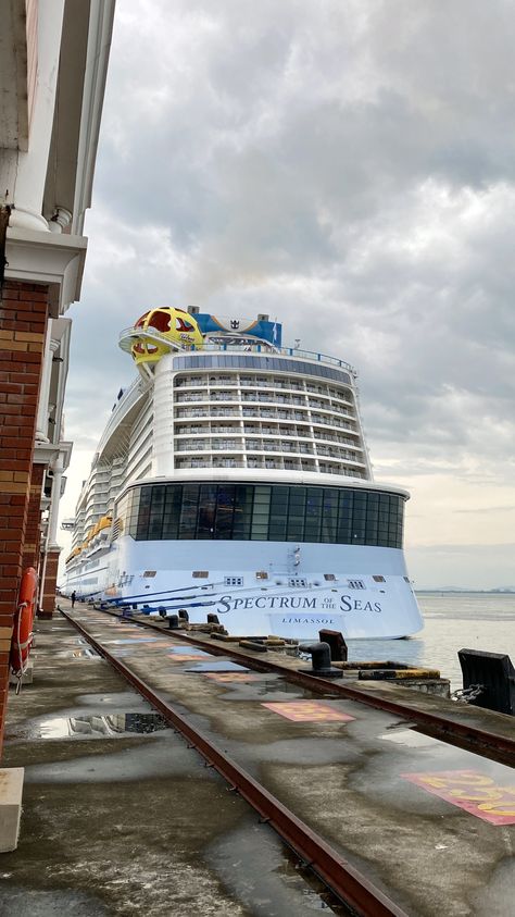 #cruise #royalcaribbean #sea #aesthetic #lifestyle Singapore Snap, Singapore Cruise, Sea Aesthetic, Aesthetic Lifestyle, Royal Caribbean, Adventure Awaits, Singapore, Lifestyle, Quick Saves