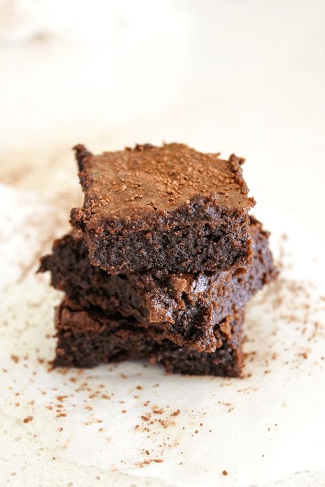 Milo Brownies - Bargain Mums Milo Recipe, Slice Recipes, Perfect Brownies, Brownie Ingredients, Cooking Chocolate, Chocolate Butter, Slices Recipes, Best Brownies, Food Names