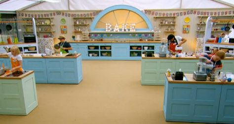 love the long low bench, with open display Great British Bake Off Tent, Bake Off, Tent Kids Room, Teen Bedroom Designs, Hobby House, James Martin, British Bake Off, Tent Decorations, Great British Bake Off