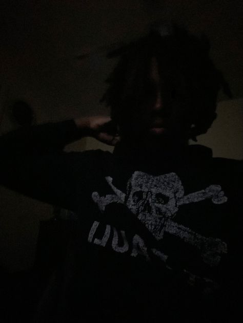 Dark Pfp Boy, Dread Heads Pfp, Dreadheads Pfp, I Love Dreadheads Pfp, I Heart Dreadheads Pfp Tiktok, Black Dread Head Pfp, Glowup Ideas, Ig Pfp, Darkskin Dread Head Boy