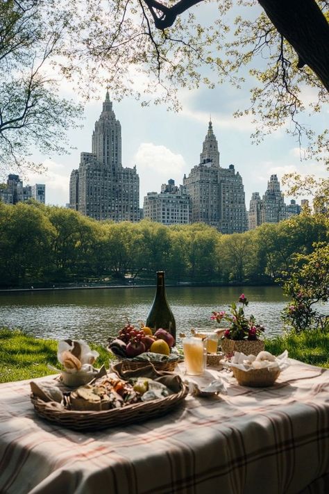 "Enjoy a perfect Picnic in Central Park! 🧺🌳 Relax on the lush lawns, savor delicious snacks, and soak in the beauty of New York’s iconic green oasis. 🌞🍉 #CentralPark #PicnicTime #CityEscape" Central Park Picnic Aesthetic, Seine Picnic, Picnic In Central Park, Central Park Picnic, Park Picnic, Green Oasis, Lush Lawn, Nyc Aesthetic, Delicious Snacks