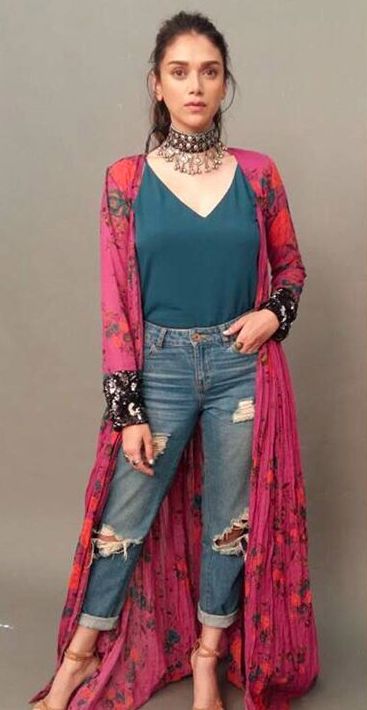 Western Clothes For Women, Indo Western Outfits, Indo Western Outfits For Women, Floral Cape, Western Dresses For Girl, Bridal Anklet, Western Dresses For Women, Western Clothes, Kurta Style