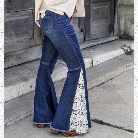 Diy Bell Bottom Jeans, Diy Flare Jeans, Diy Lace Jeans, Jeans Upcycle, Lace Jeans, Southern Outfits, Upcycle Ideas, Flair Jeans, Lace Summer Dresses