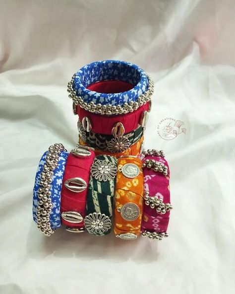 Handwork Bangles, Navratri Bangles Handmade, Cloth Jewellery Handmade, Fabric Bangles Handmade, Navratri Jewellery, Cuffs Diy, Fabric Bangles, Silk Thread Bangles Design, Silk Bangles