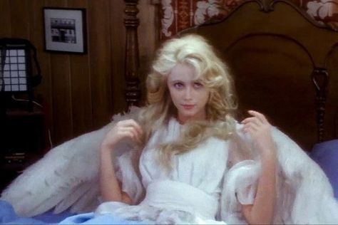 Date With An Angel, Emmanuelle Béart, 얼굴 드로잉, Angel Aesthetic, Film Stills, Film Aesthetic, Fallen Angel, Aesthetic Movies, An Angel