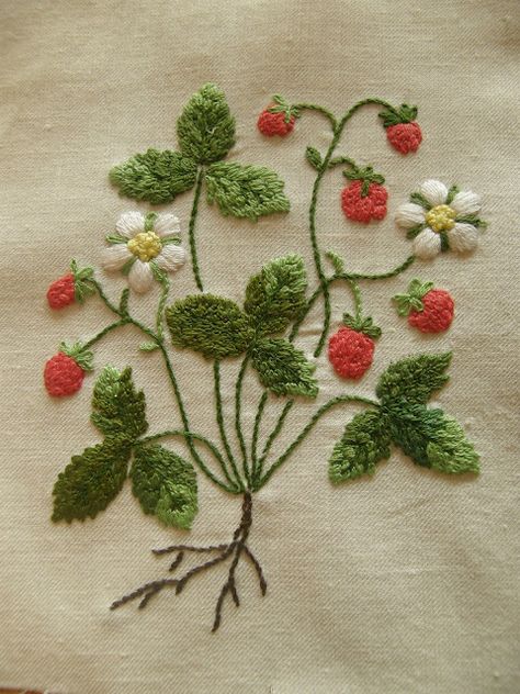 Wild strawberries Books Embroidery, Haft Vintage, Book Embroidery, Ribbon Embroidery Kit, Framed Embroidery, Embroidery Book, Hand Embroidery Projects, Hand Embroidery Flowers, Needlework Embroidery