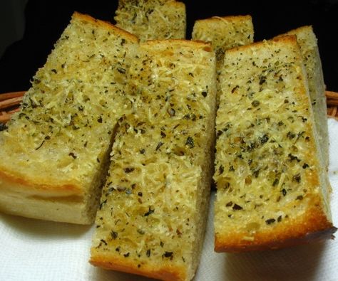 Olive Oil and Parmesan Garlic Bread "low Fat" | Food.com Olive Oil Garlic Bread, Garlic Parmesan Bread Recipe, Healthy Garlic Bread, Garlic Parmesan Bread, Parmesan Bread, Garlic Bread Recipe, Cooking With Olive Oil, Garlic Parmesan, Low Fat Recipes