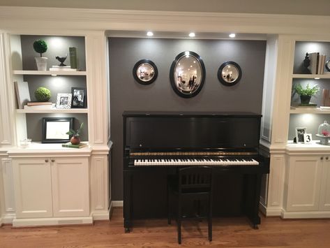 Built Ins Around Piano, Dining Room Turned Library, Cozy Library Room Ideas, Piano Storage, Grand Piano Room, Piano Room Decor, Piano Living Rooms, Piano Wall, Parlor Room