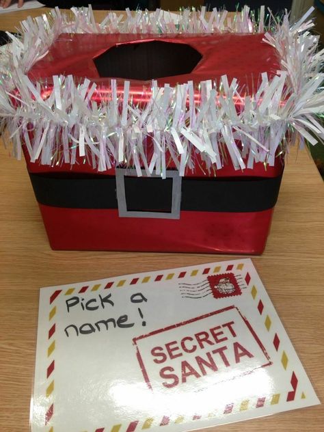 Secret Santa Ideas For Work, Work Christmas Ideas, Secret Santa Poems, 10 Secret Santa Gifts, Secret Santa Game, Christmas At Work, Secret Santa Party, Work Secret Santa, Secret Santa Christmas Gifts