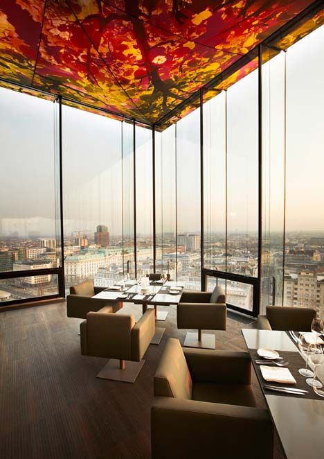 Sofitel Vienna by Jean Nouvel Sofitel Hotel, Rooftop Dining, Vienna Hotel, Hotel Inspiration, Decoration Restaurant, Luxury Restaurant, Hotel Interior Design, Modern Hotel, Design Hotel