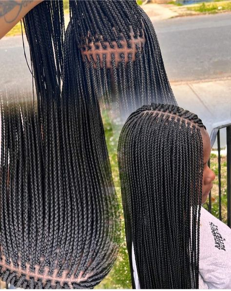 Small Box Knotless Braids, Medium Length Micro Braids, Very Small Knotless Braids, Small Knotted Box Braids, Regular Box Braids Hairstyles, Small Micro Braids, Box Braids With Knots, Extra Small Box Braids, Small Box Braids With Curly Ends