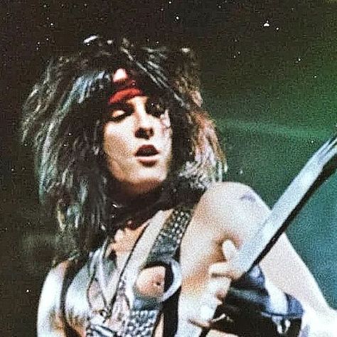 ✰Nikki Sixx✰ on Instagram: "90s Nikki!! 🔥😩  #motleycrue #nikkisixx #nikkisixxpixx" 80s Rockstar, Nikki Baby, Motley Crüe, Rockstar Aesthetic, Nikki Sixx, Glam Metal, Mötley Crüe, Motley Crue, June 22